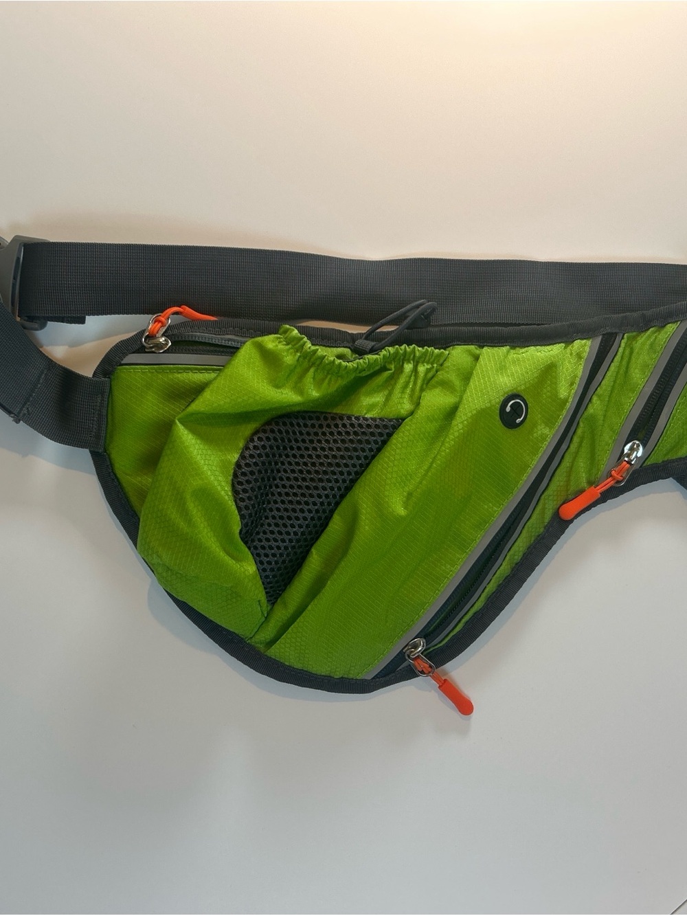 Running Hydration Waist Pack Belt Bag Green Reflective Water Bottle Holder Hike